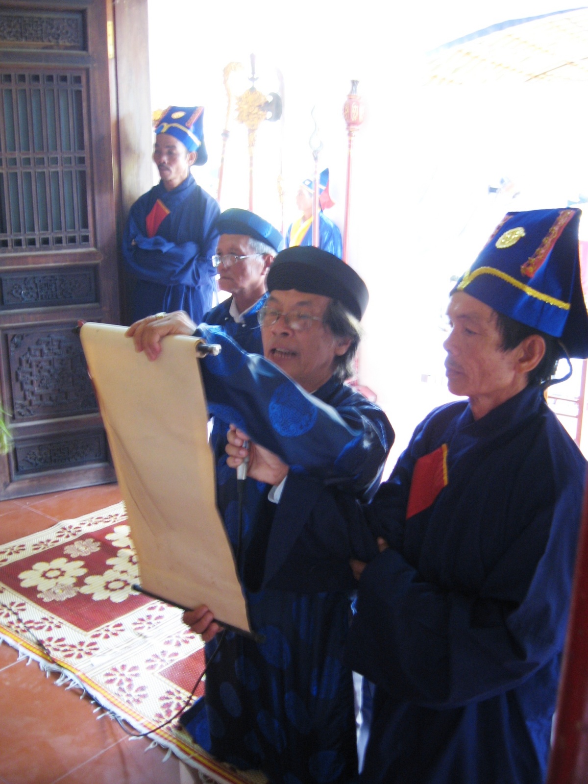 Thu tế