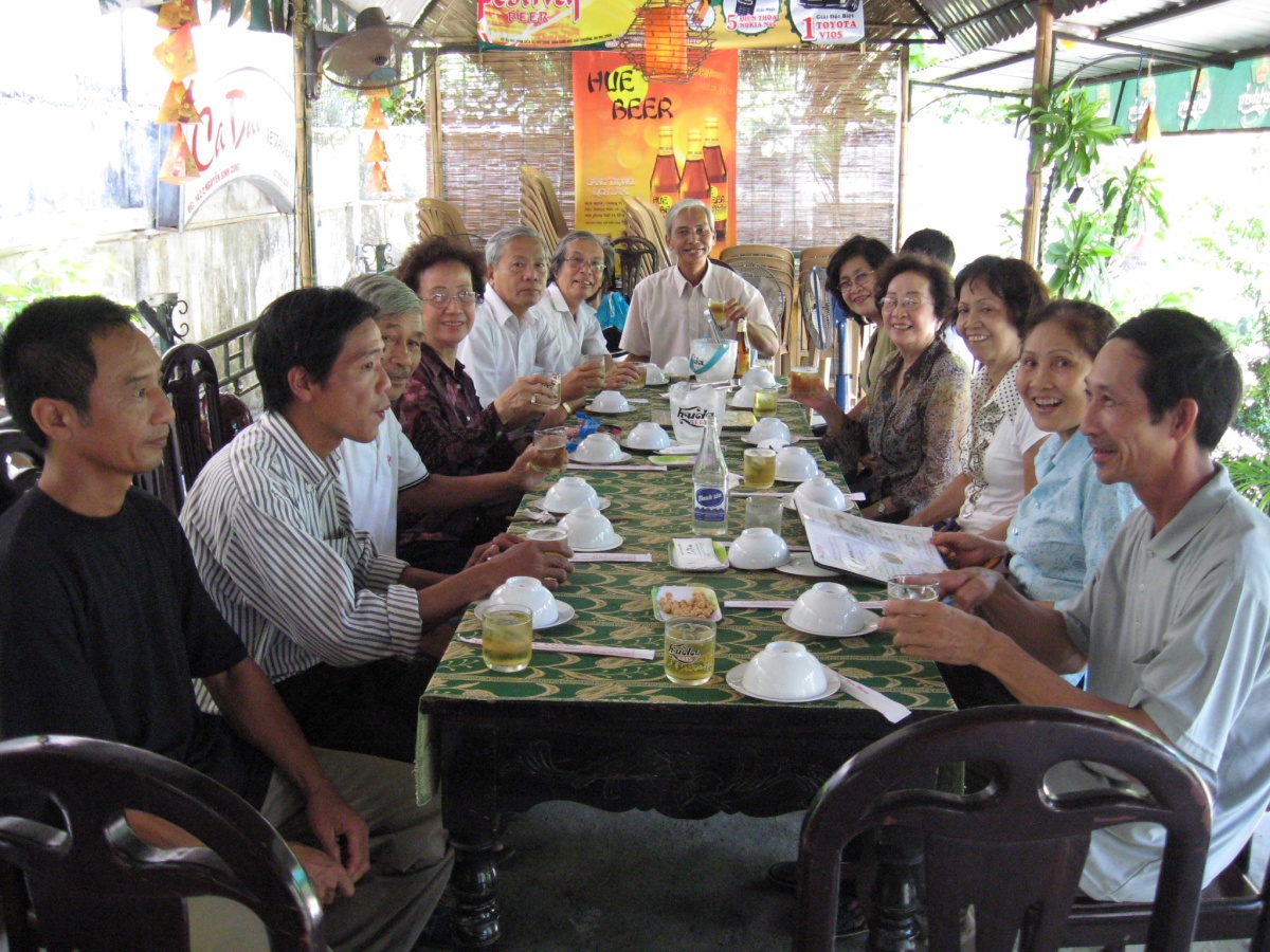Thu tế