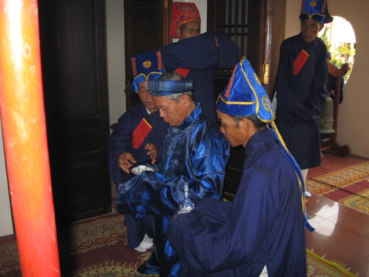 Thu tế