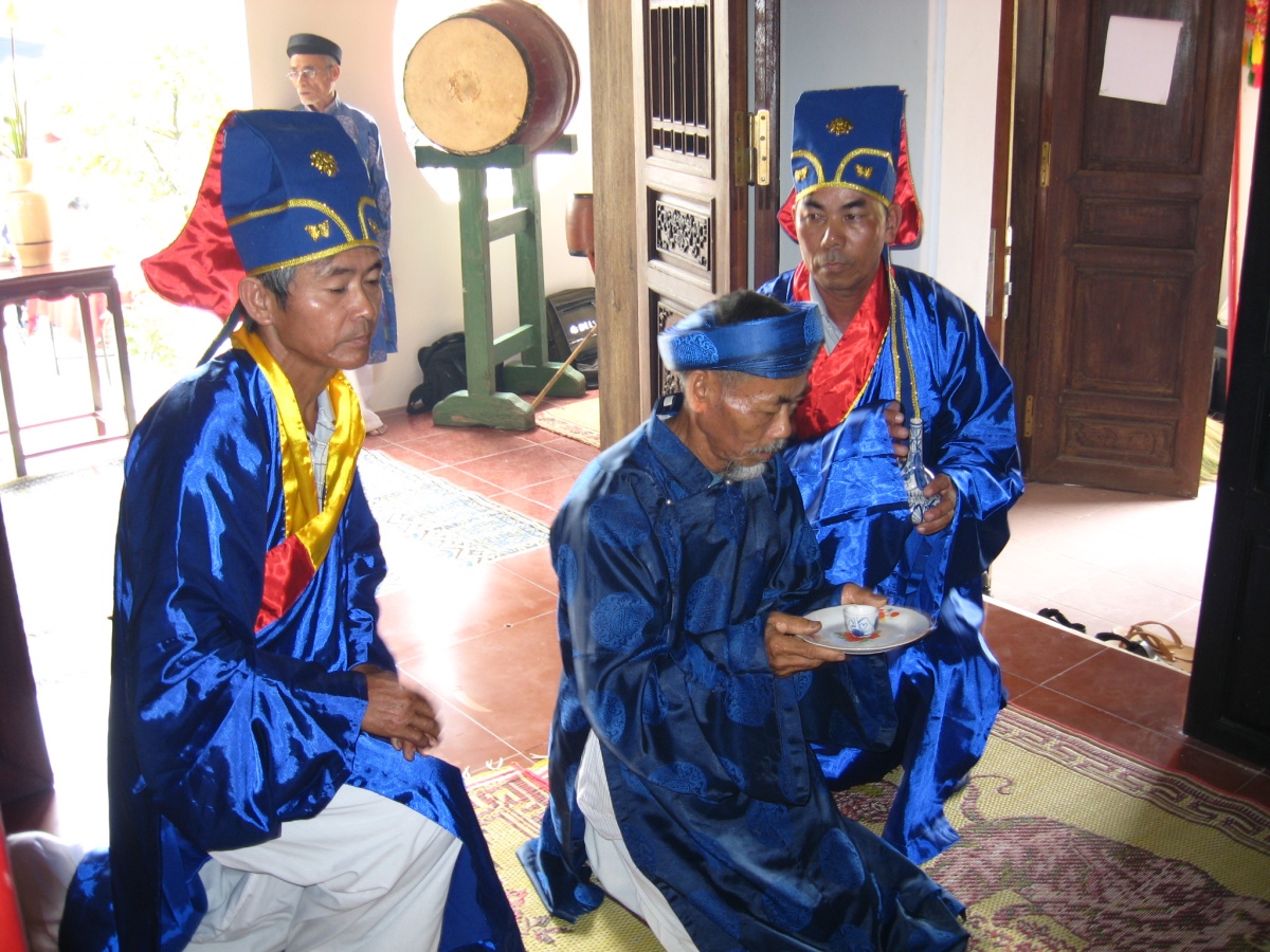 Thu tế