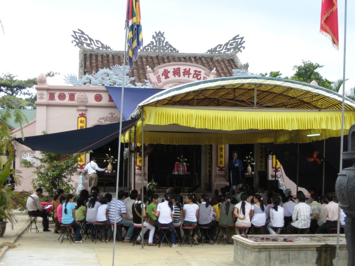 Thu tế